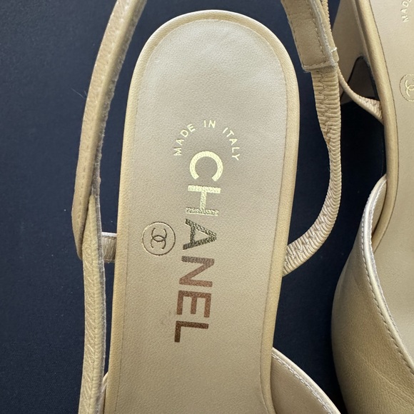 Chanel Slingback Pumps - Picture 4 of 7